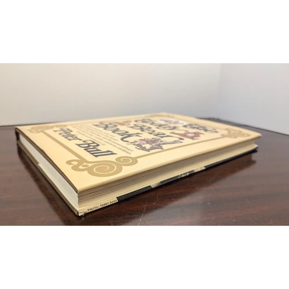 The Teddy Bear Book Peter Bull 1970 First American Edition HC Dust Jacket